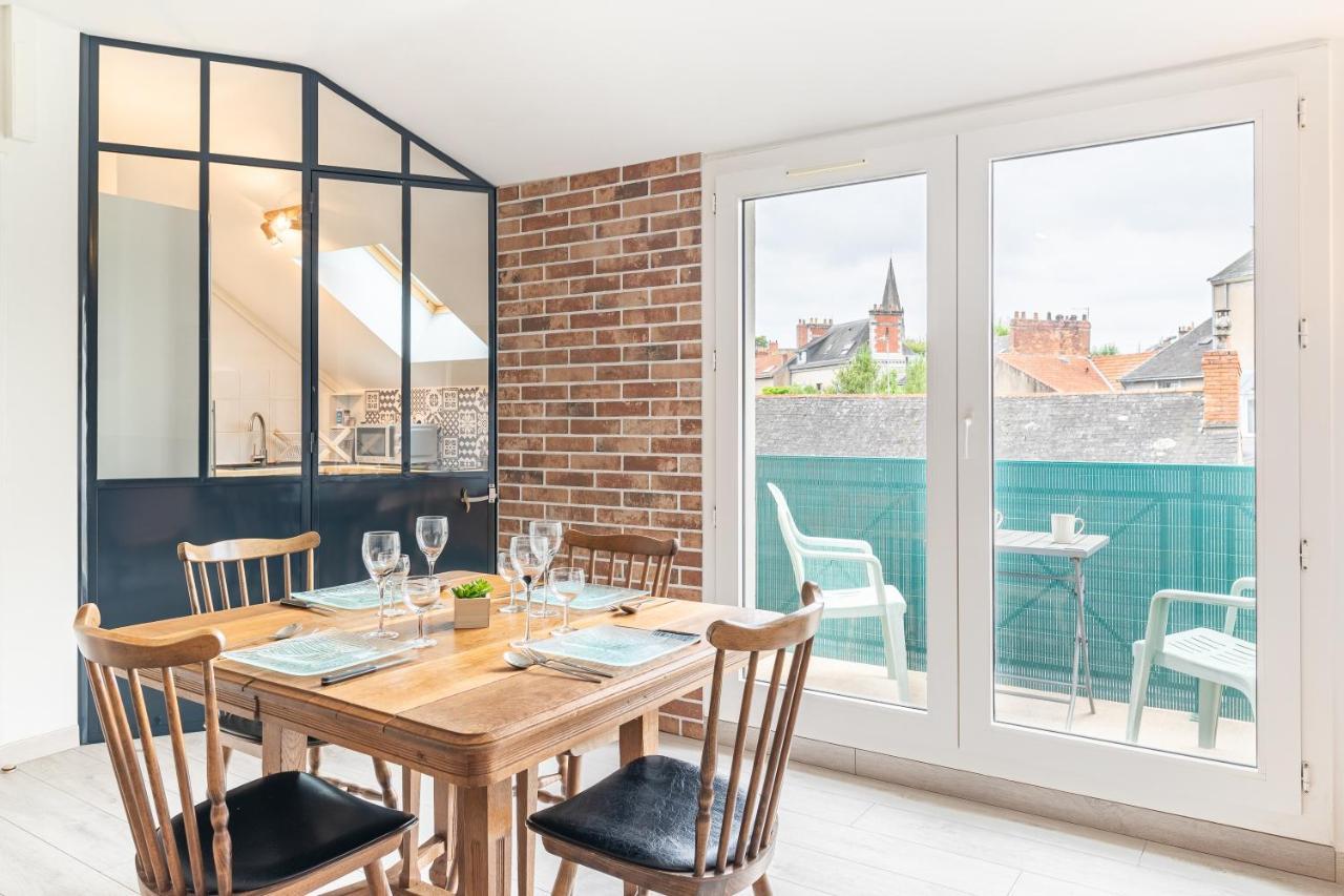 L'Ingenieux - Appt Pres De La Place Zola Нант Экстерьер фото
